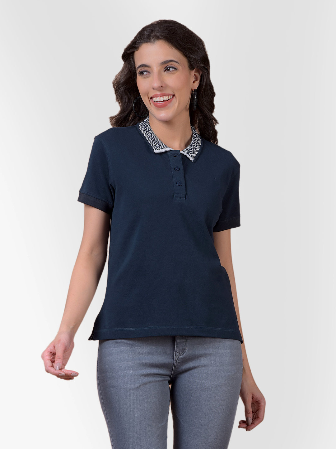Numero Uno Women Charcoal Polo Neck T-Shirt With Printed Collar